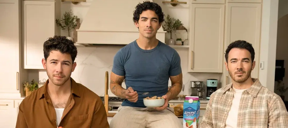 Blue Diamond Growers campaign uses humor to address AI advertising